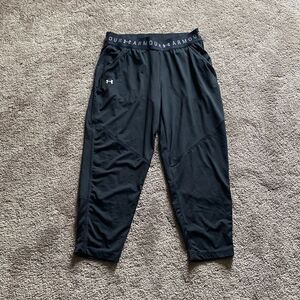 Under Armour Loose Fit Bottoms SIZE S